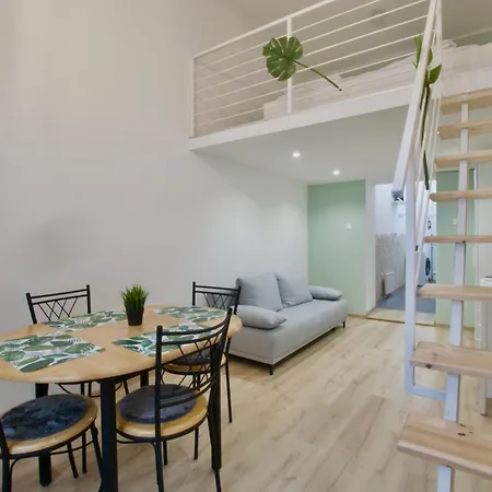 Apartment Standard By Hi5- Downtown Jungle *