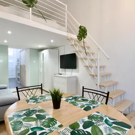 Standard By Hi5- Downtown Jungle * Budapest