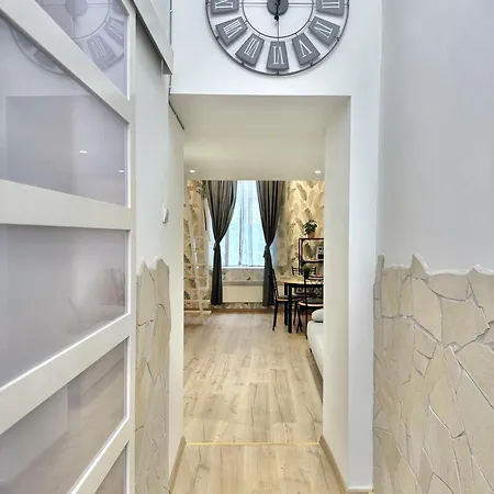 Apartament Standard By Hi5- Downtown Jungle *